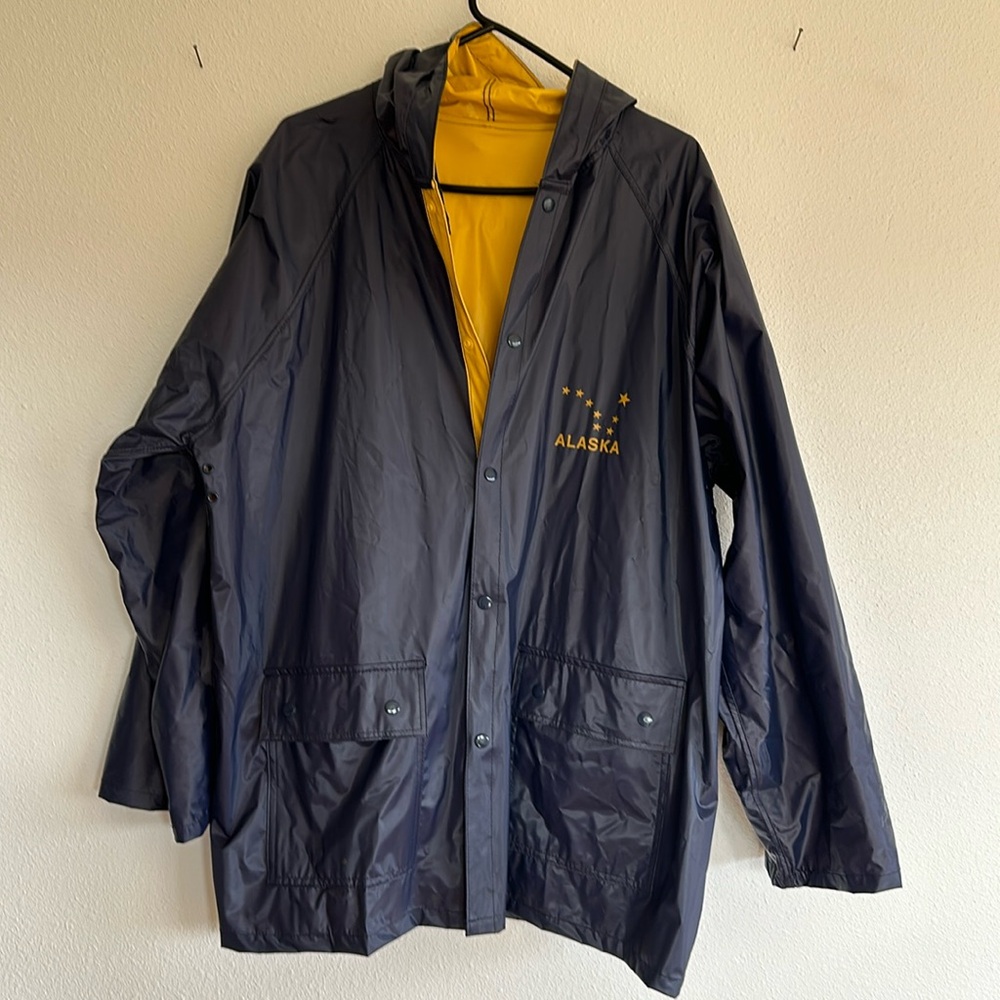 Reversible Blue/gold Men’s Raincoat with Alaskan Big Dipper Print